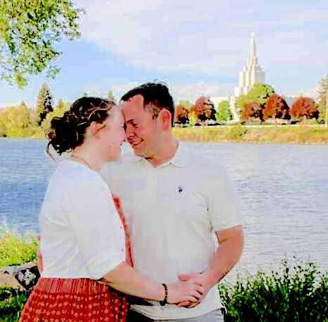 Ashton Reeves Mortician's daughter to offer headstone cleaning this weekend | Local ...