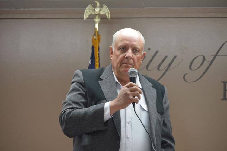 Larry Singleton Roxane Community hears Fremont County candidates respond to questions at forum ...
