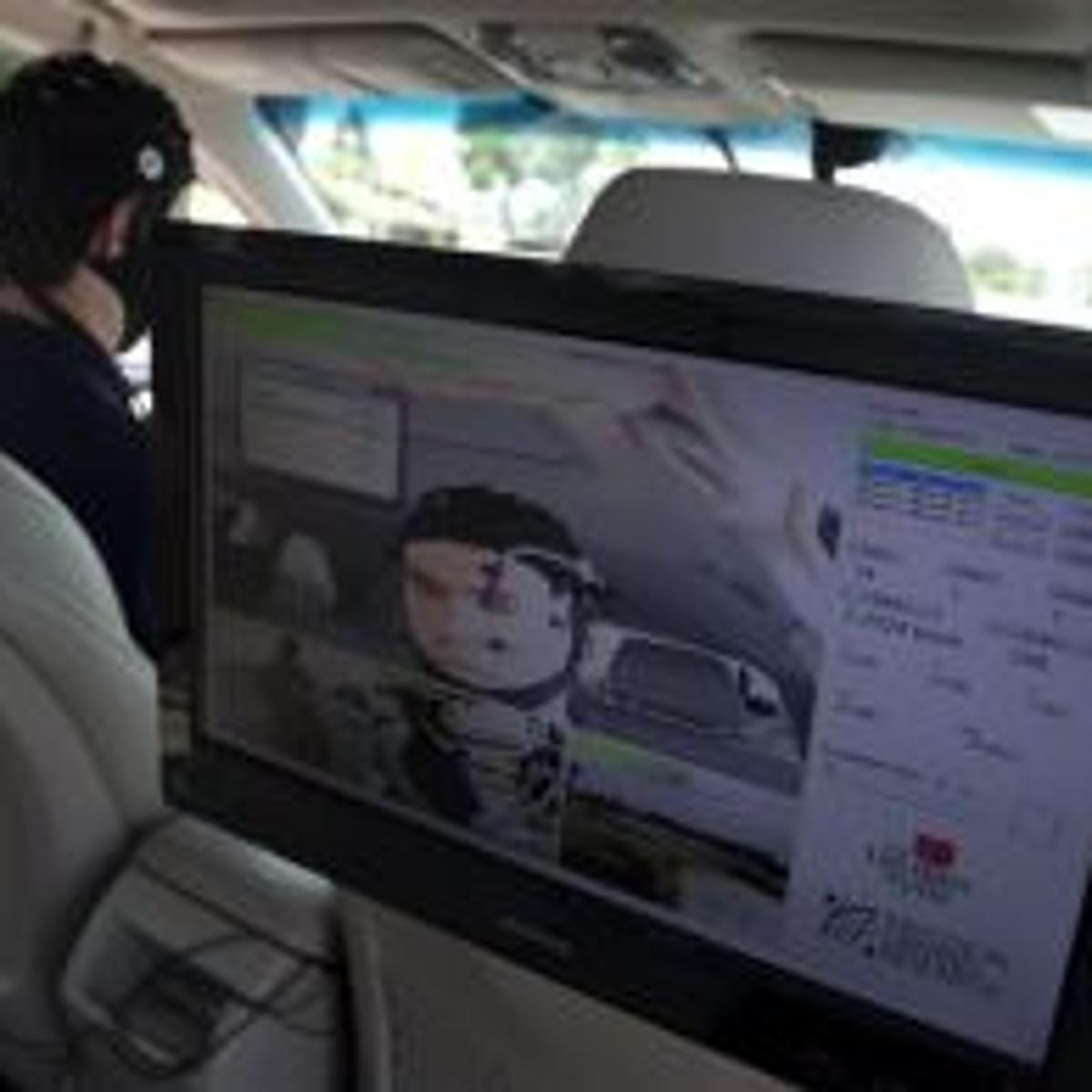 Hands Free Texting Still Distracting For Drivers News