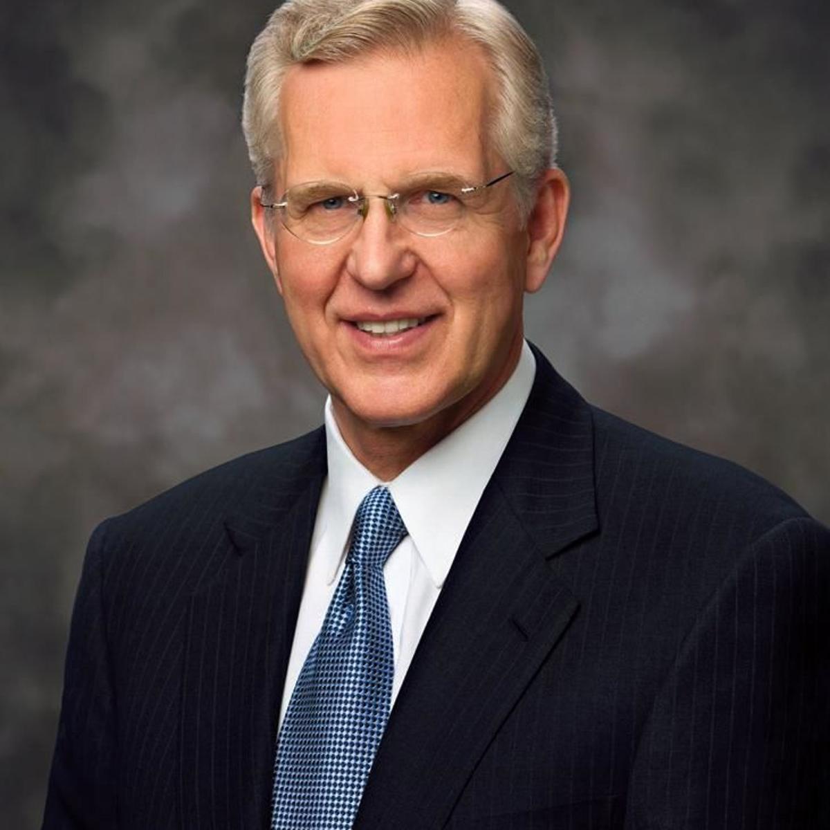 Elder D Todd Christofferson Speaks At Byu Idaho Fall 2018 Commencement Idaho Rexburgstandardjournal Com Byui Graduation Speaker 2022 Spring