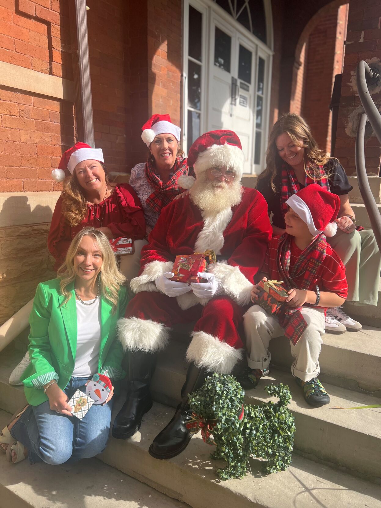 Jamie Ridley MainStreet unveils 'Holly Jolly Dayton' | News | rheaheraldnews.com