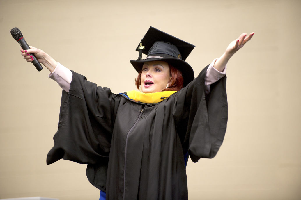 Naomi Judd urges Berea grads to take risks, be agents of change | Local Naomi Judd urges Berea grads to take risks, be agents of change | Local
