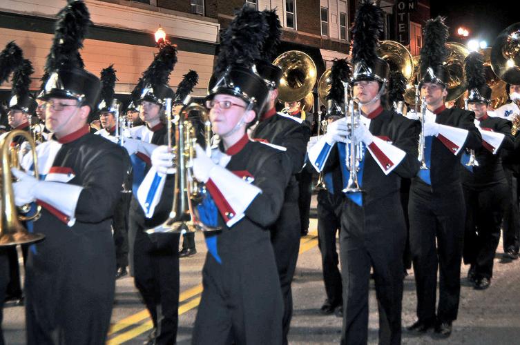Lights twinkle for Richmond Christmas parade News