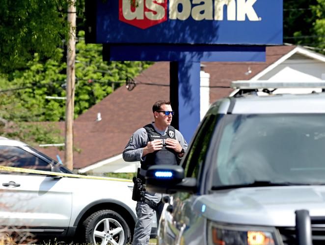 2 killed in bank robbery in Berea, suspect at large | Kentucky ...