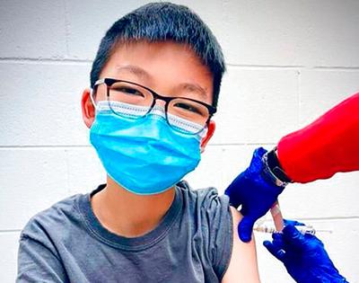 Pfizer says its COVID-19 vaccine protects younger teens ...