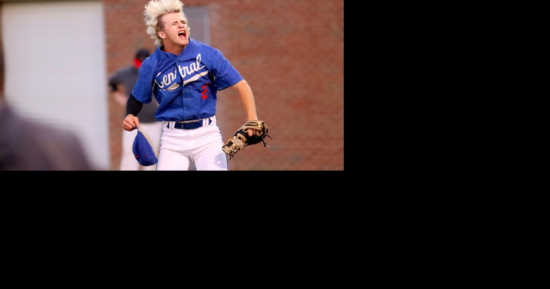 11TH REGION BASEBALL Indians hold off Scott County; Sayre tops