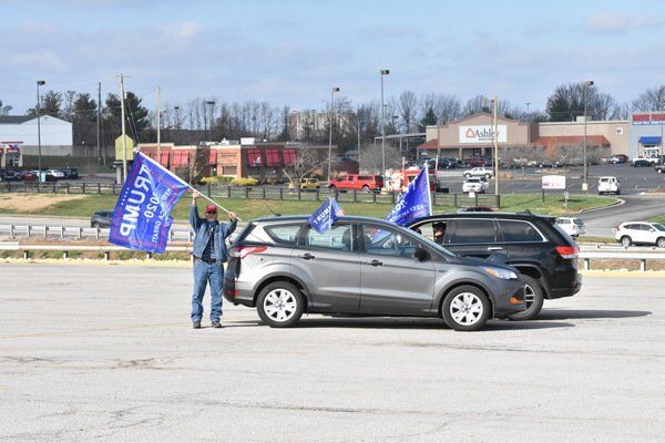 Locals gather in support of President Trump with car parade | News ...