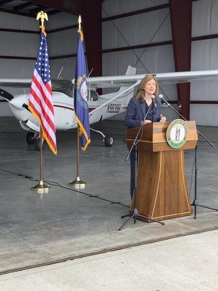 Governor recognizes county airport in visit to Madison County
