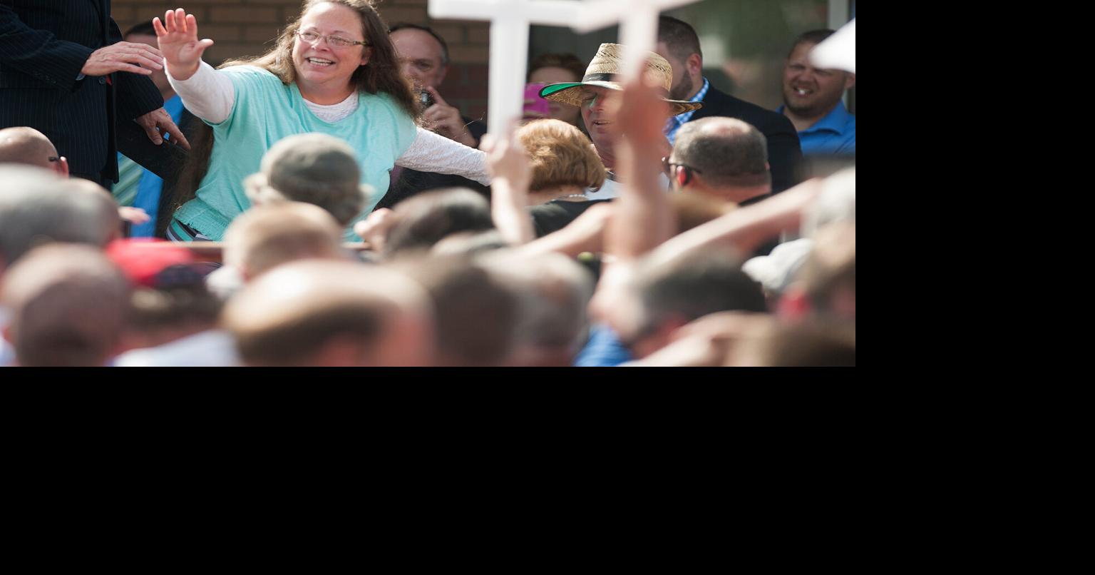 Kim Davis' "Legal Fiction" Claim: Will It Convince The Supreme Court? - 8af4rsa