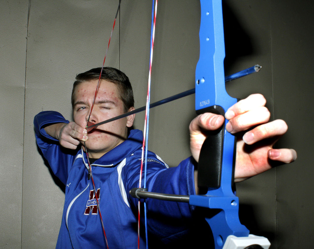 TAKING A SHOT Fondness for numbers has helped Model’s Joshua Smith