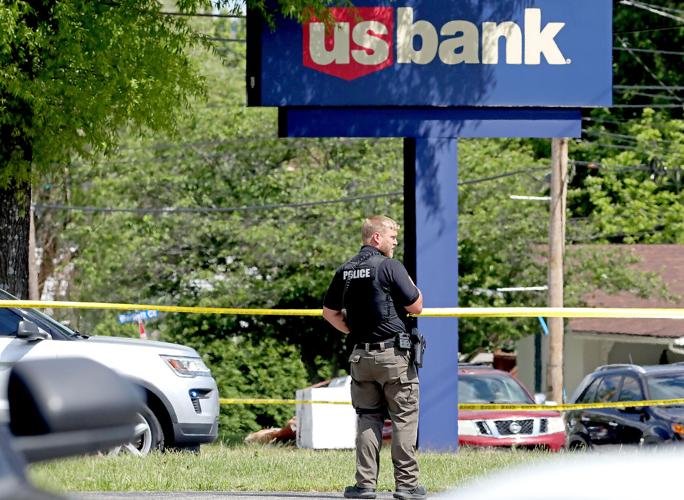 2 killed in bank robbery in Berea, suspect at large | Kentucky ...