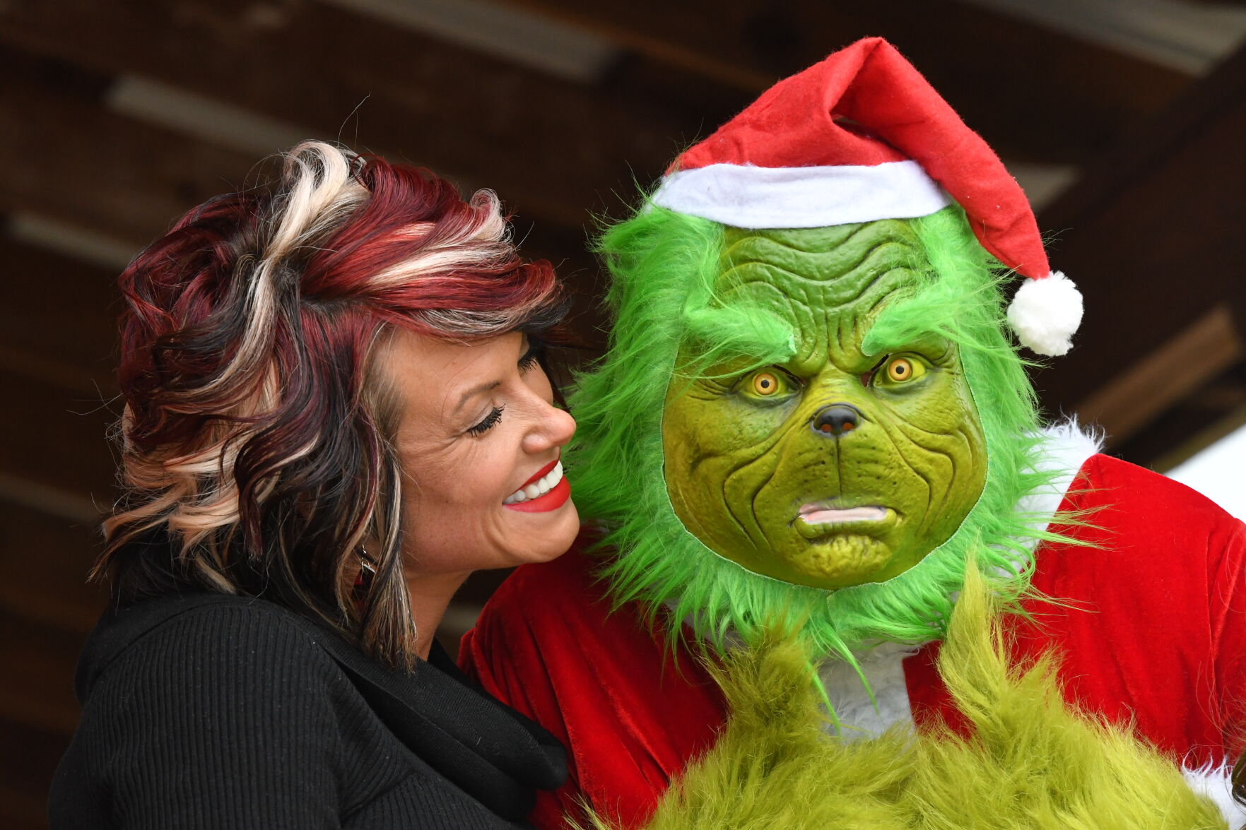 A Sweet Encounter: Local bakery hosts Grinch event - Vimarsana News