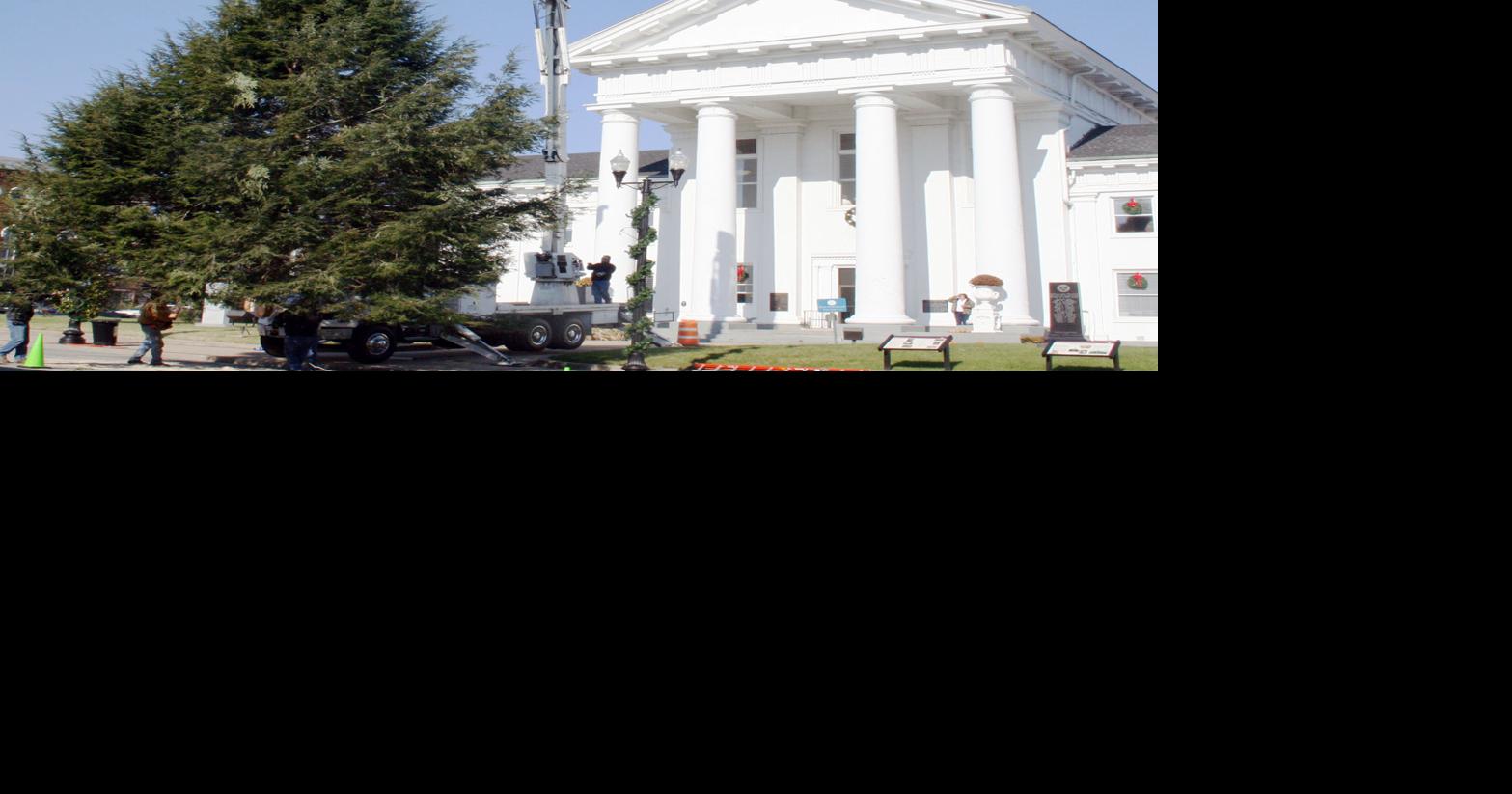 40-foot tree goes up at courthouse | Local News | richmondregister.com