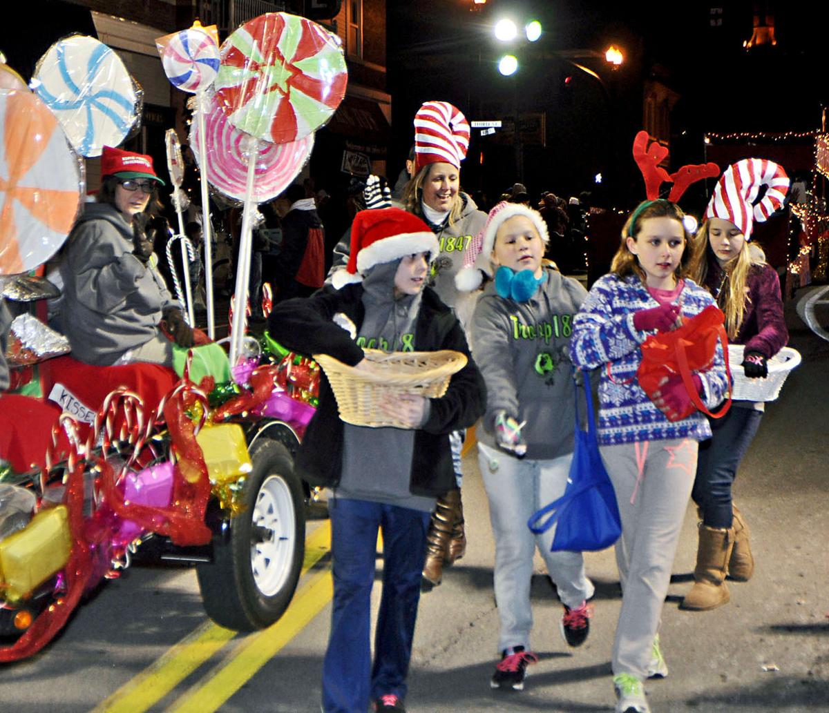 Grand Marshal For Richmond Christmas Parade 2022 Richmond Christmas Parade Set For Friday | News | Richmondregister.com