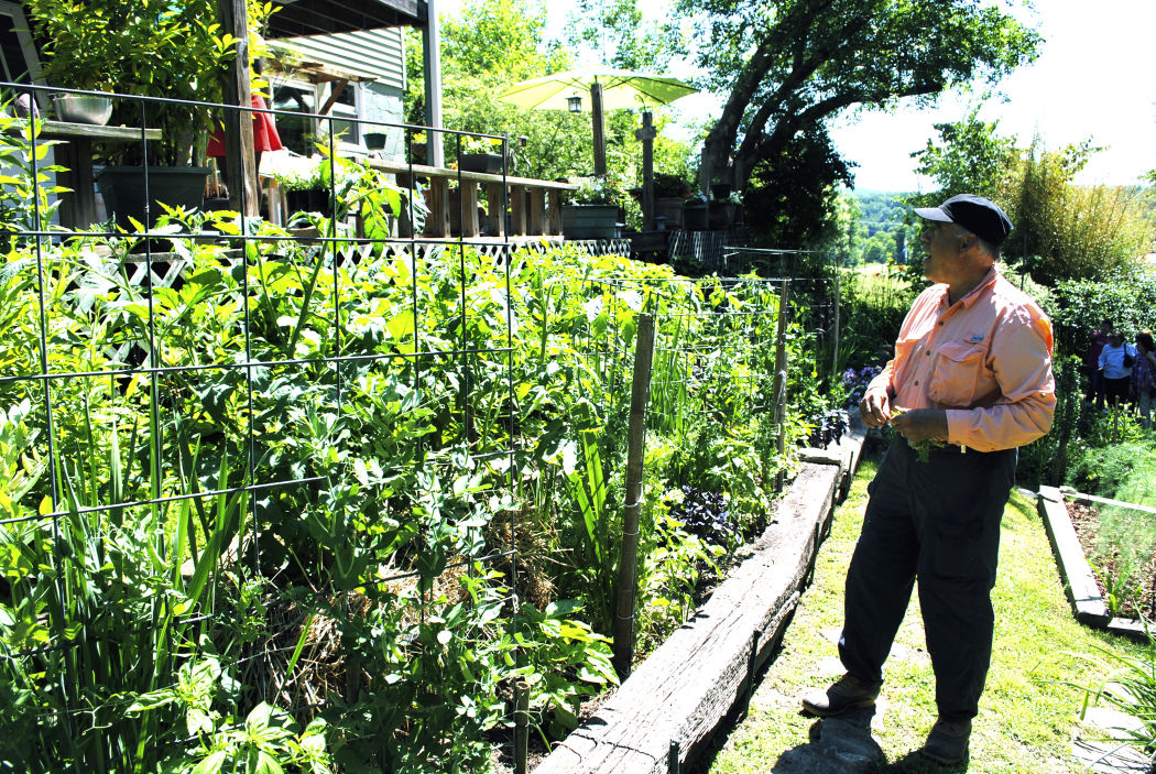Berea gardens open their gates Local News