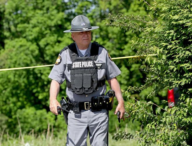2 killed in bank robbery in Berea, suspect at large | Kentucky ...
