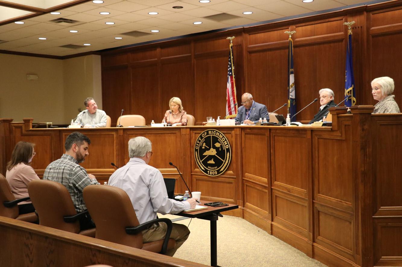Commission votes to conduct internal personnel investigation News