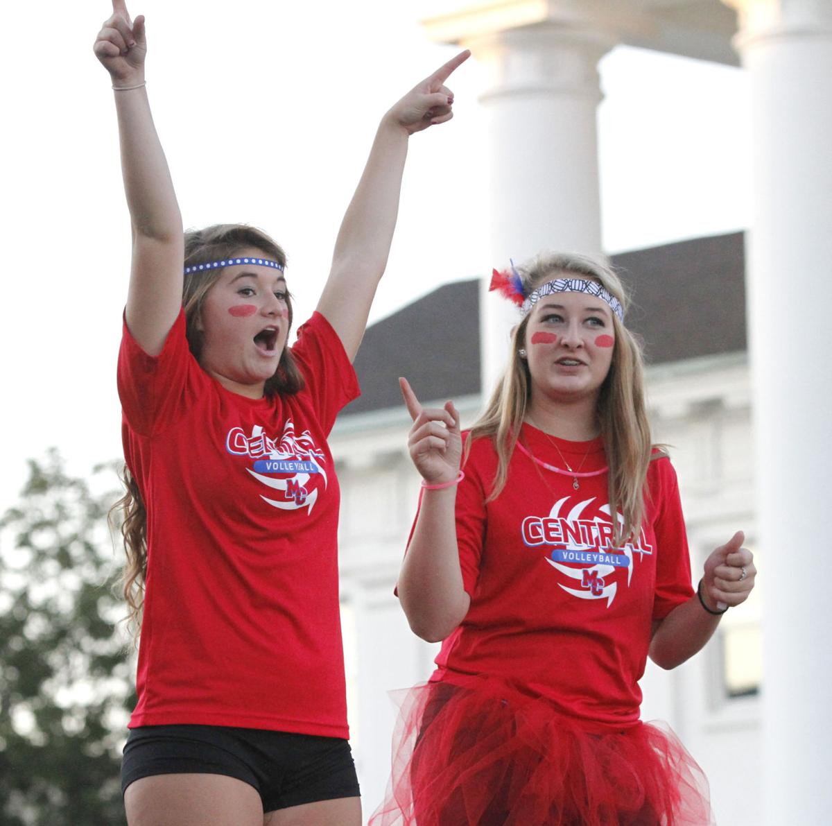 SLIDESHOW Madison Central & Southern Parades News