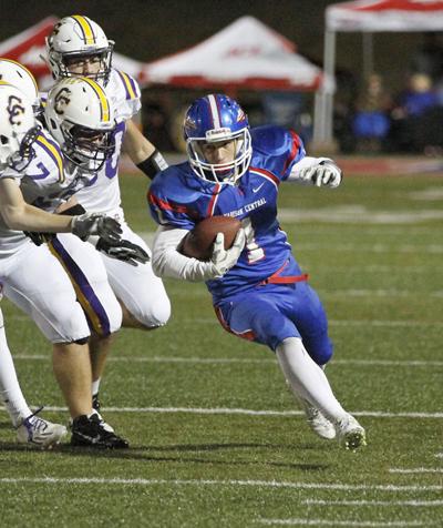 H S Football Campbell County Takes Control Early Holds Off