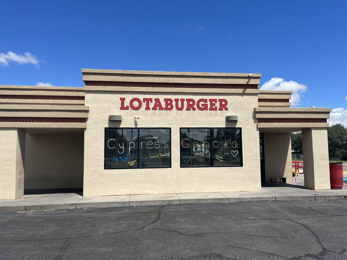 BLAKE'S LOTABURGER - 132 Photos & 273 Reviews - 2810 E Speedway