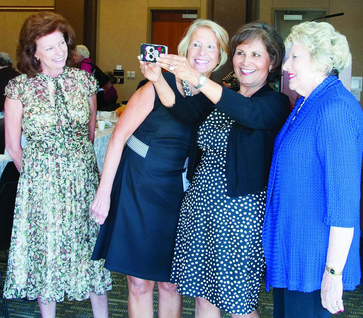 Gloria Campos Speaks To Library Friends Local News Rockwallheraldbanner Com