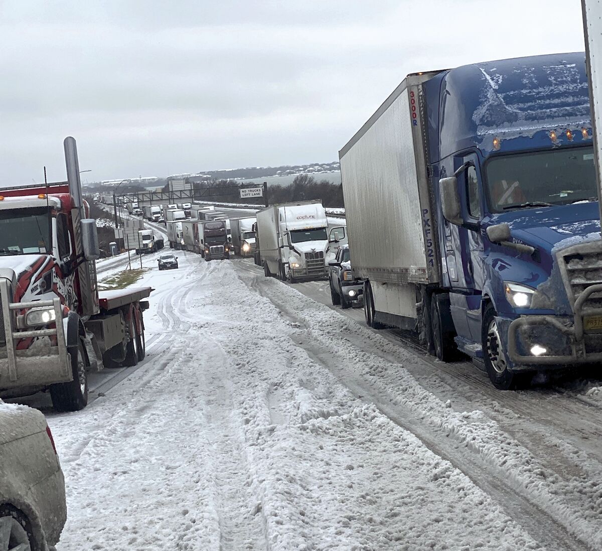 Roads treacherous as winter storm hammers North Texas News