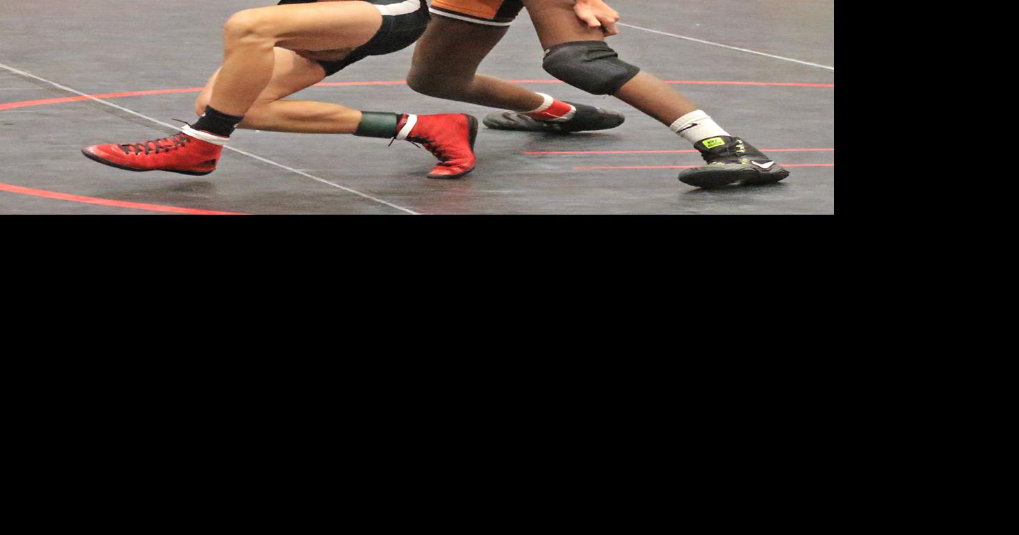 Wednesday wrestling: Hawks 39, Yellowjackets 34 | Sports ...