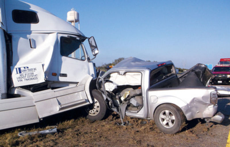 One killed, four hurt in Monday crash Local News