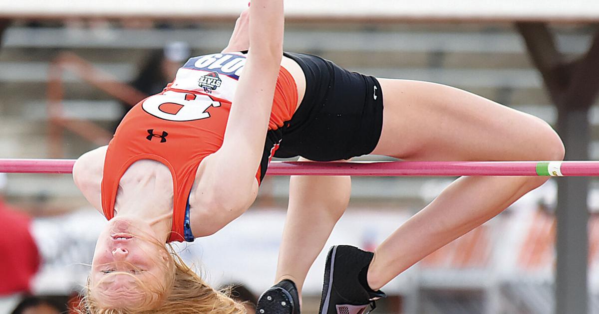 Rockwall Rocin R Rockwall wins boys, girls team titles at Rockin' R Relays | Sports ...