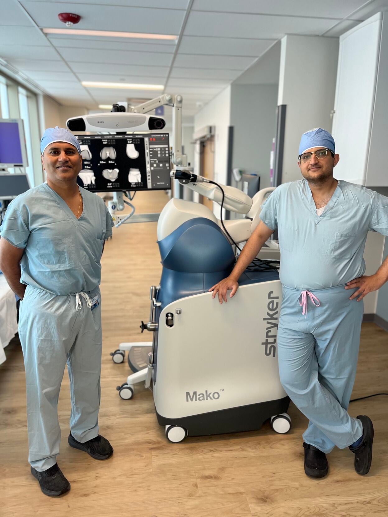 MVHS surgeon performs first robotic total hip replacement | News ...