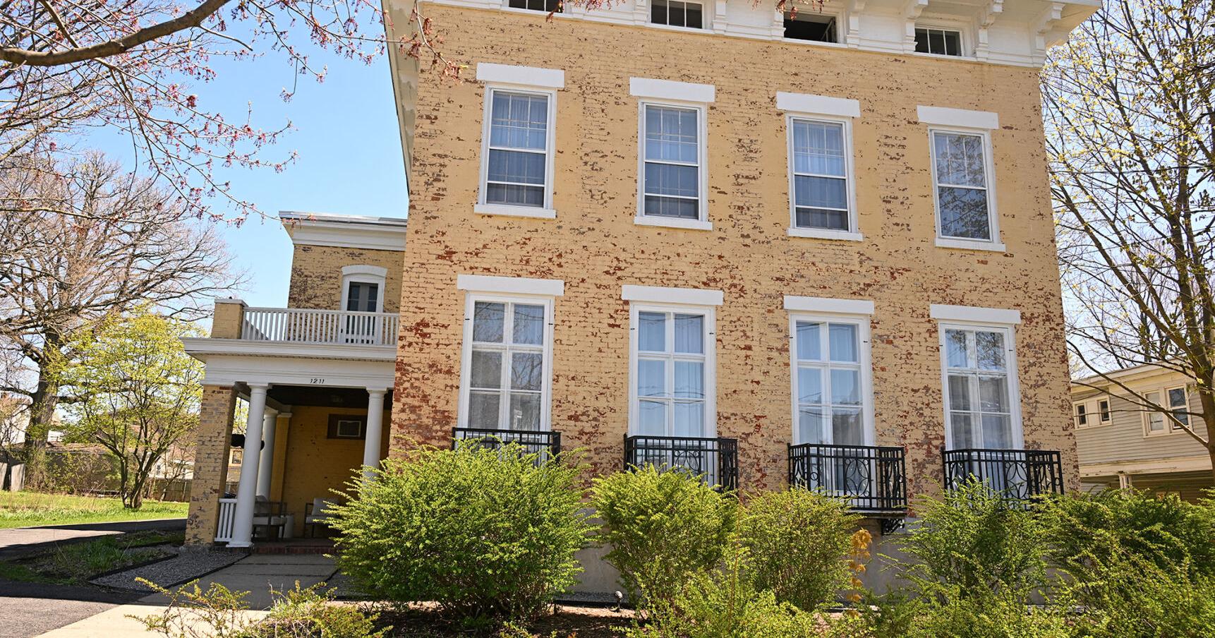 Exploring Utica's Kemble House with preservationist Robby Djendrono - Vimarsana News