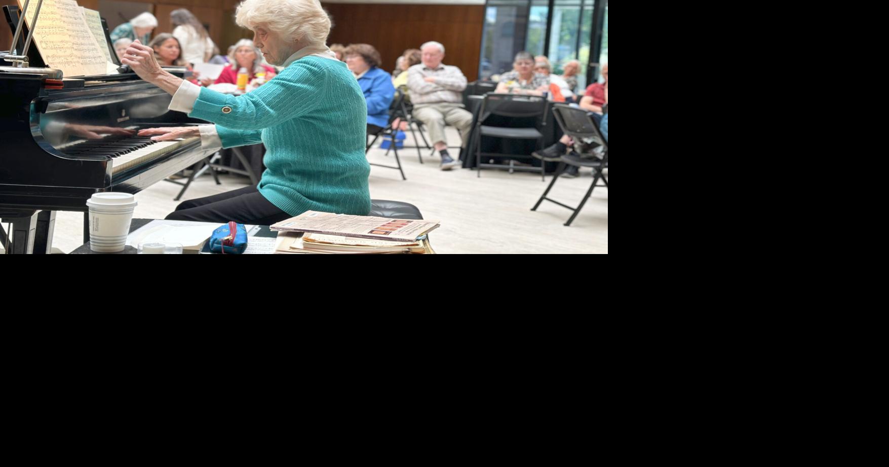 Read moreMunson revives Lunch & Listen music series