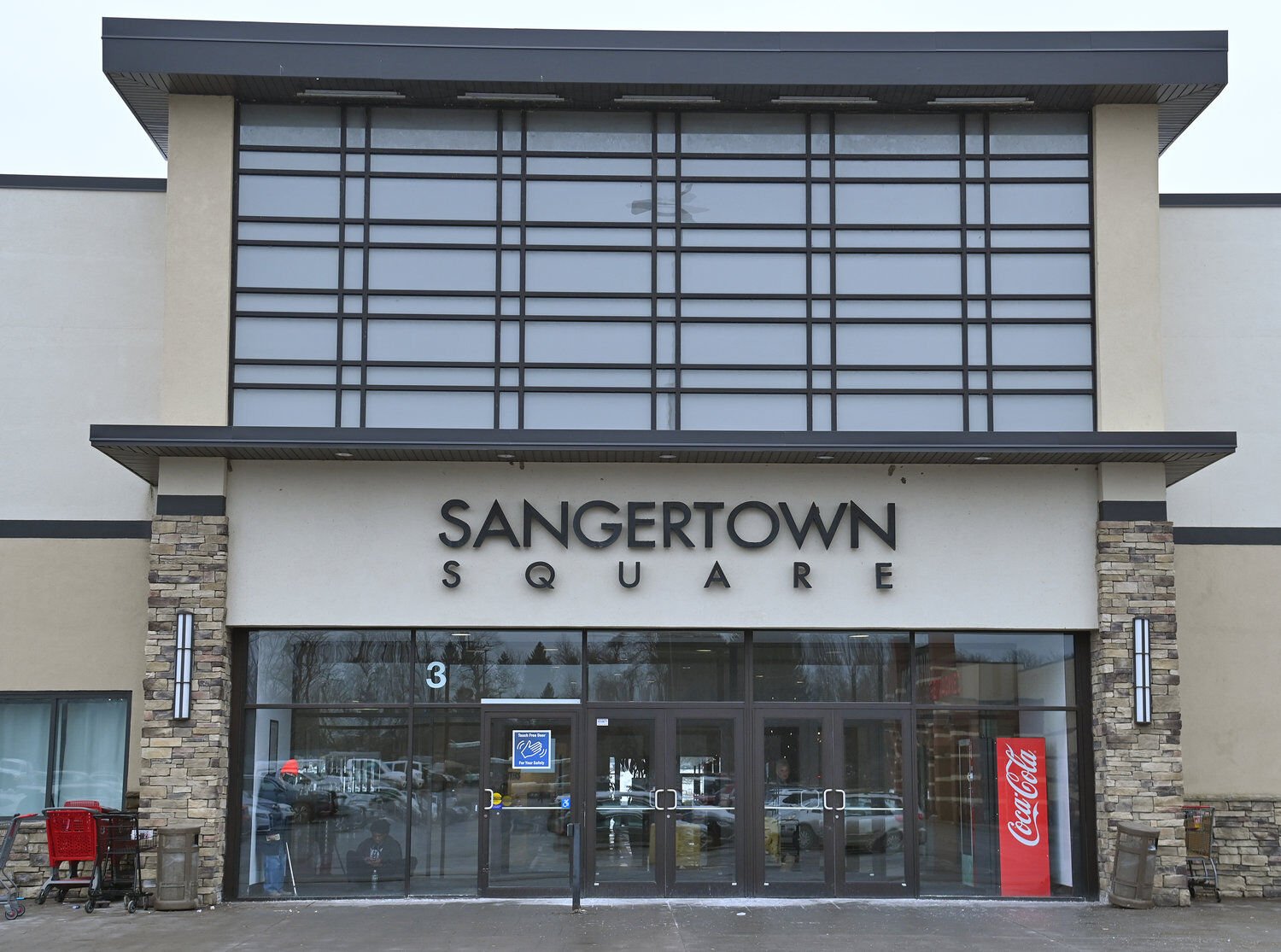 New Hartford Town Board Discusses Security At Sangertown Square | News ...