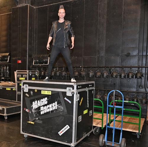 Illusionist Leon Etienne returns to Utica for hometown show