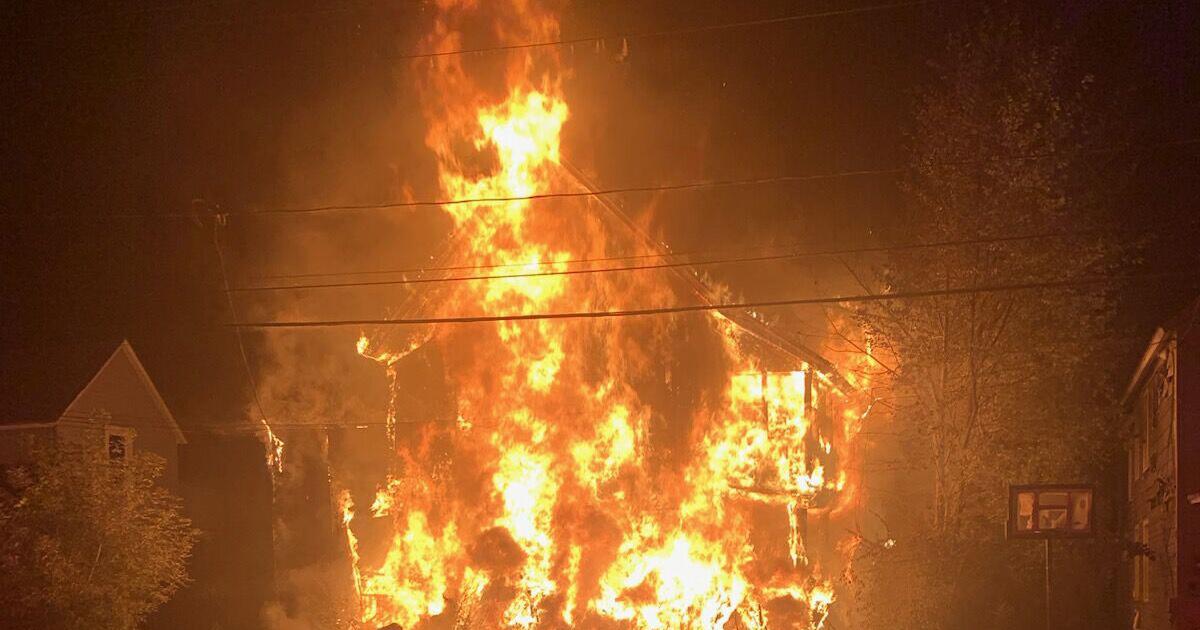Two families lose home in early morning Rome fire | News | romesentinel.com
