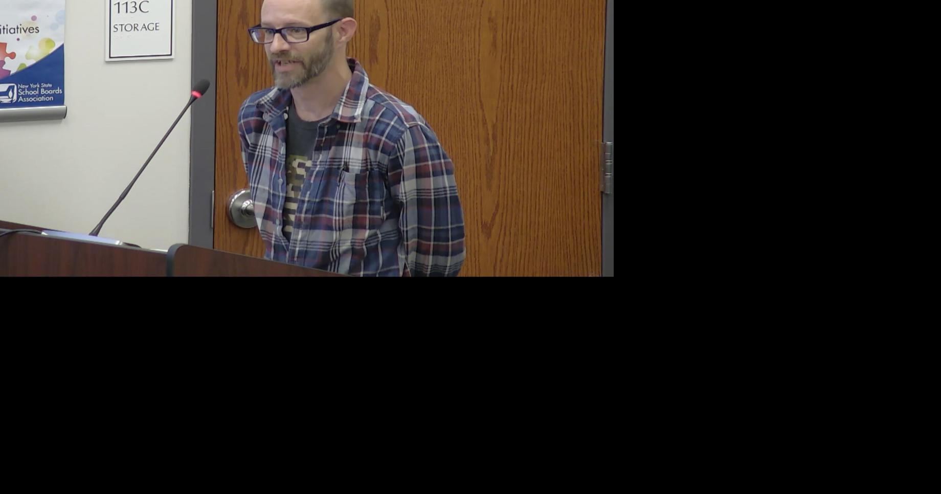 Read moreUtica parent explains use of profanity at school board meeting