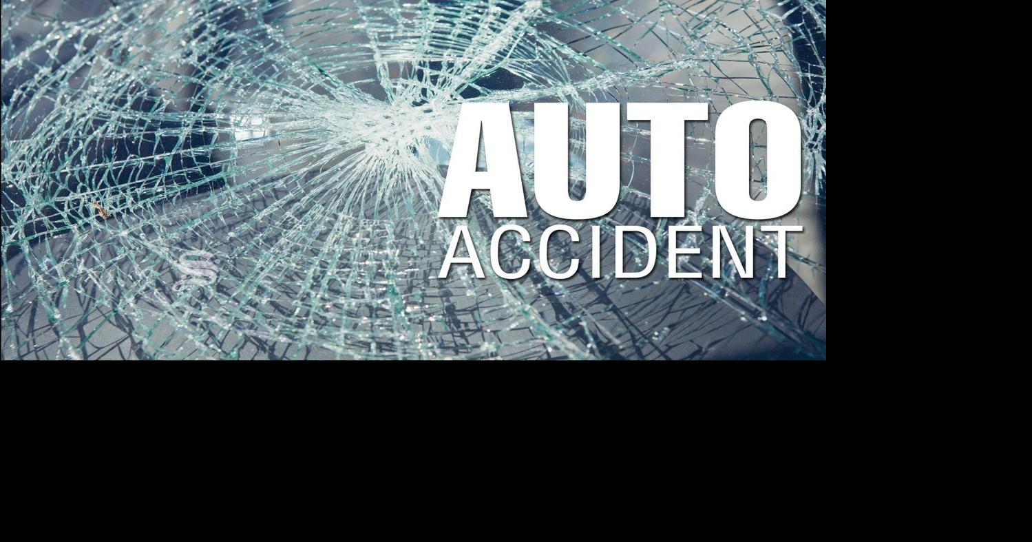 Floyd man injured after car strikes tree on River Road