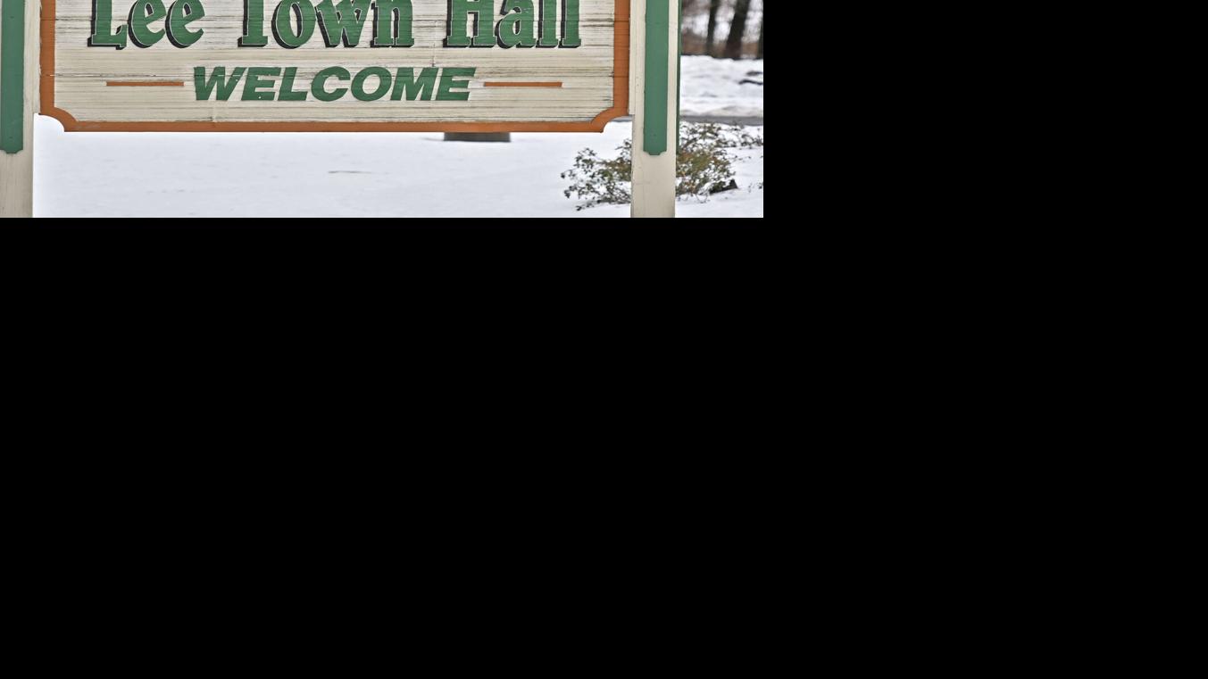 Town board members discuss variety of issues in Lee | Baseball ...