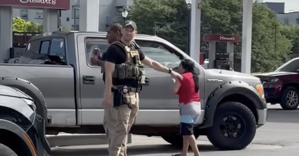 ICE agents seen in Utica, police say department had no involvement