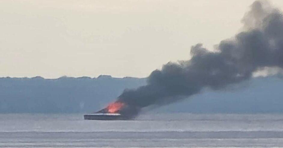 Two rescued after boat catches fire on Oneida Lake | News ...