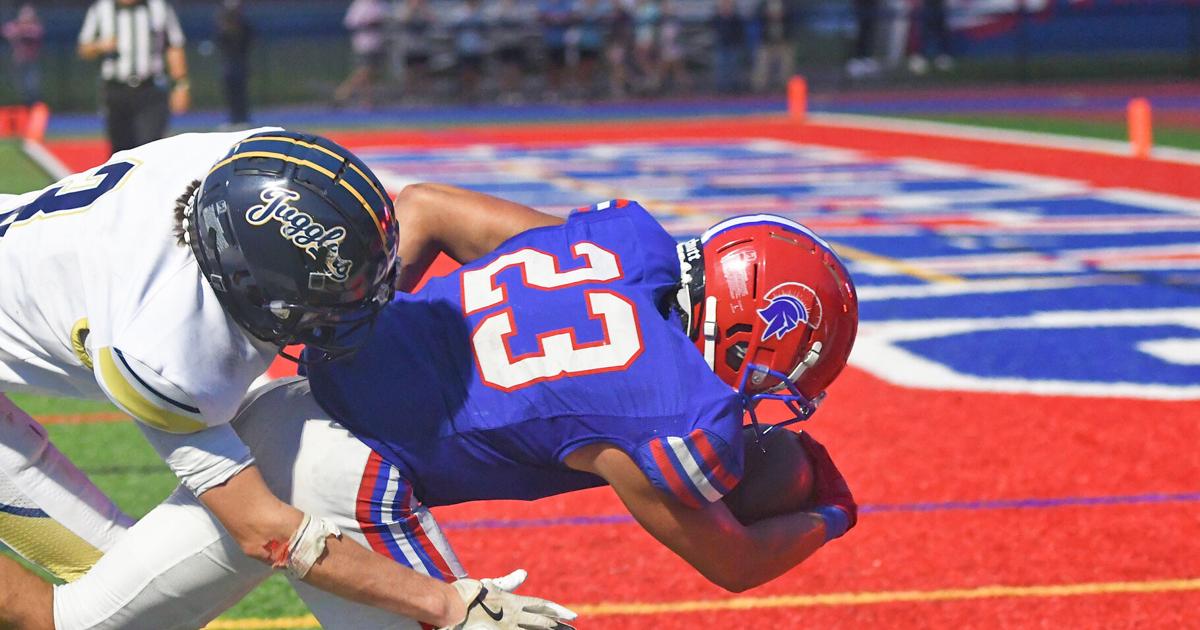 Section III football: New Hartford opens new era with lopsided win over Utica Notre Dame