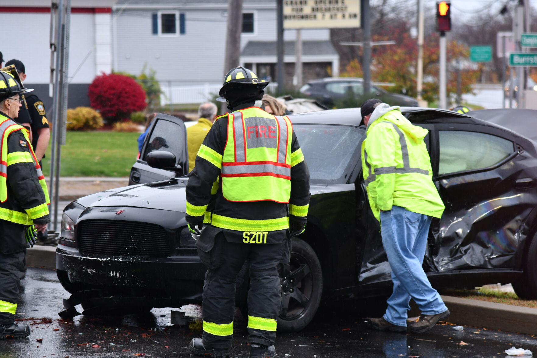 Three Cars Involved In Crash In New Hartford | News | Romesentinel.com