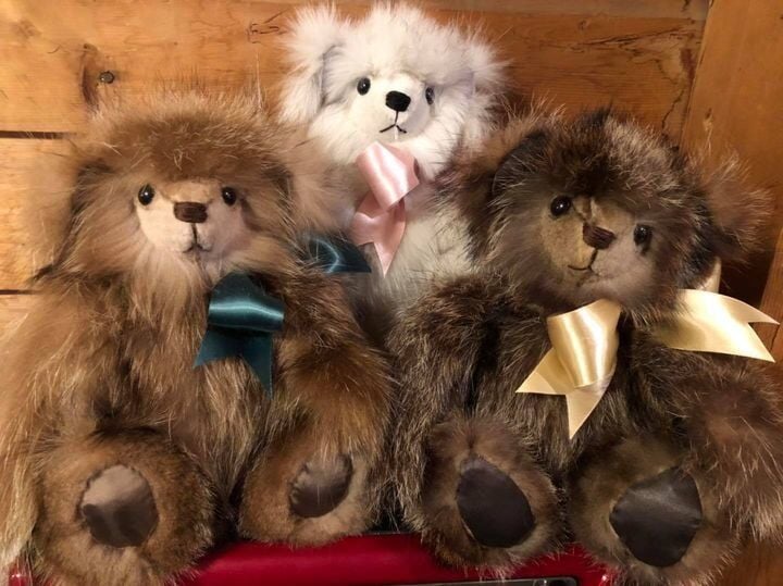 Teddy bears out of cheap heirloom materials and furs