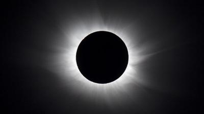 GRAPHIX Total solar eclipse