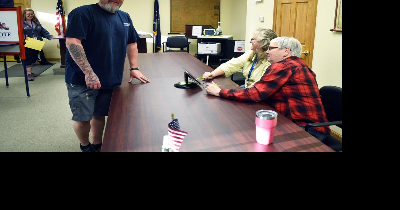Leyden voter Robert Rounds | | romesentinel.com