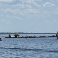 Read moreTwo rescued off stuck boat on Oneida Lake