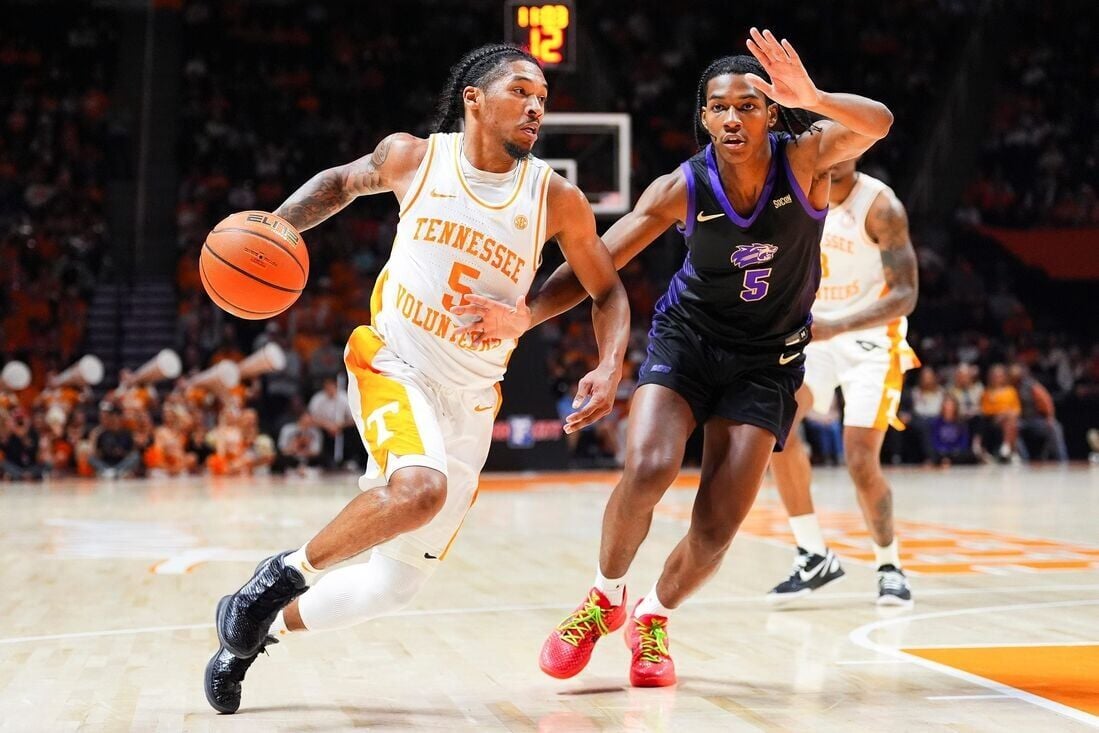 Zakai Zeigler's Near-triple-double Helps No. 1 Tennessee Wallop Western ...