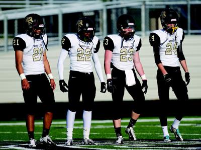 2013 Bulldogs Put Up Fight Despite Stumbling To 1 9 Mobile