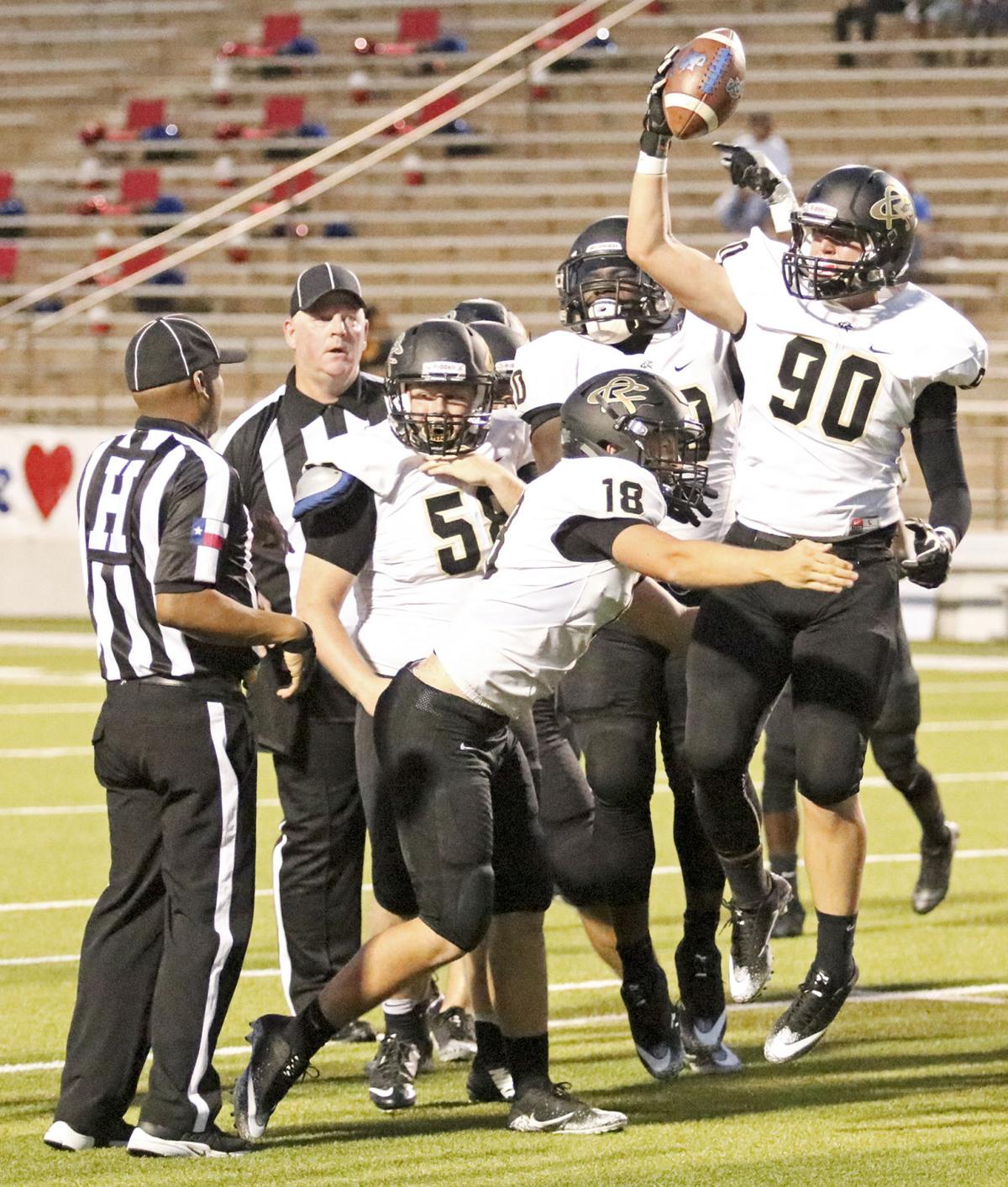 Bulldogs Reach 2 0 With 41 14 Road Win Sports