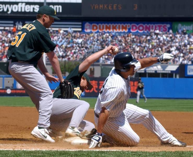 Matsui's Homer in the Ninth Puts the Yankees in First Place - The New York  Times